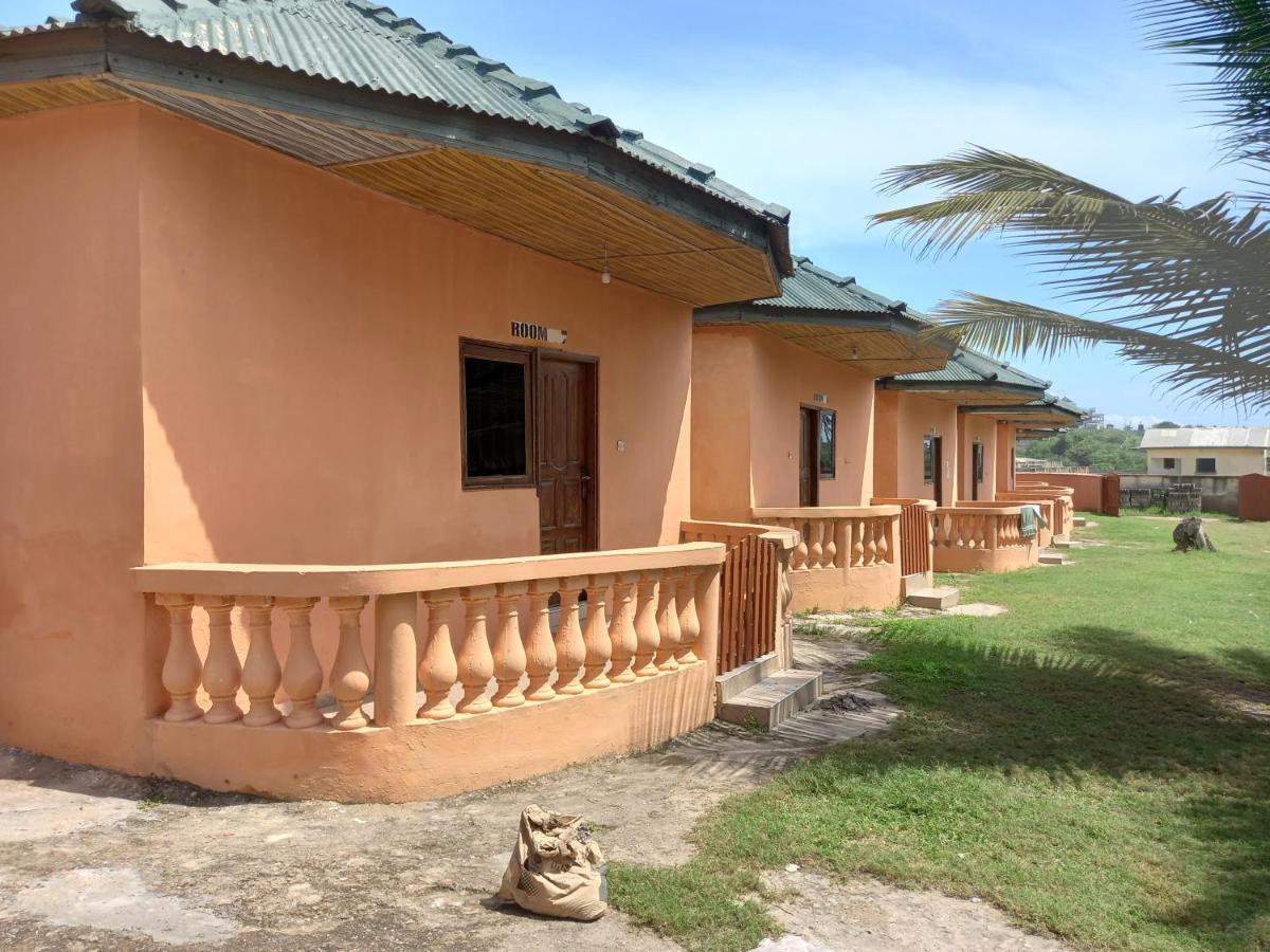 Biriwa Comfort Beach Resort المظهر الخارجي الصورة