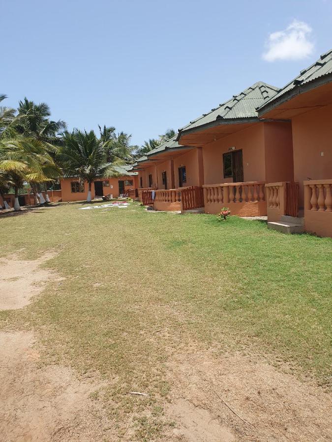 Biriwa Comfort Beach Resort المظهر الخارجي الصورة