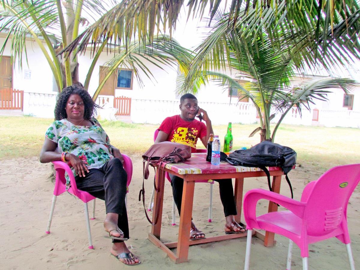 Biriwa Comfort Beach Resort المظهر الخارجي الصورة