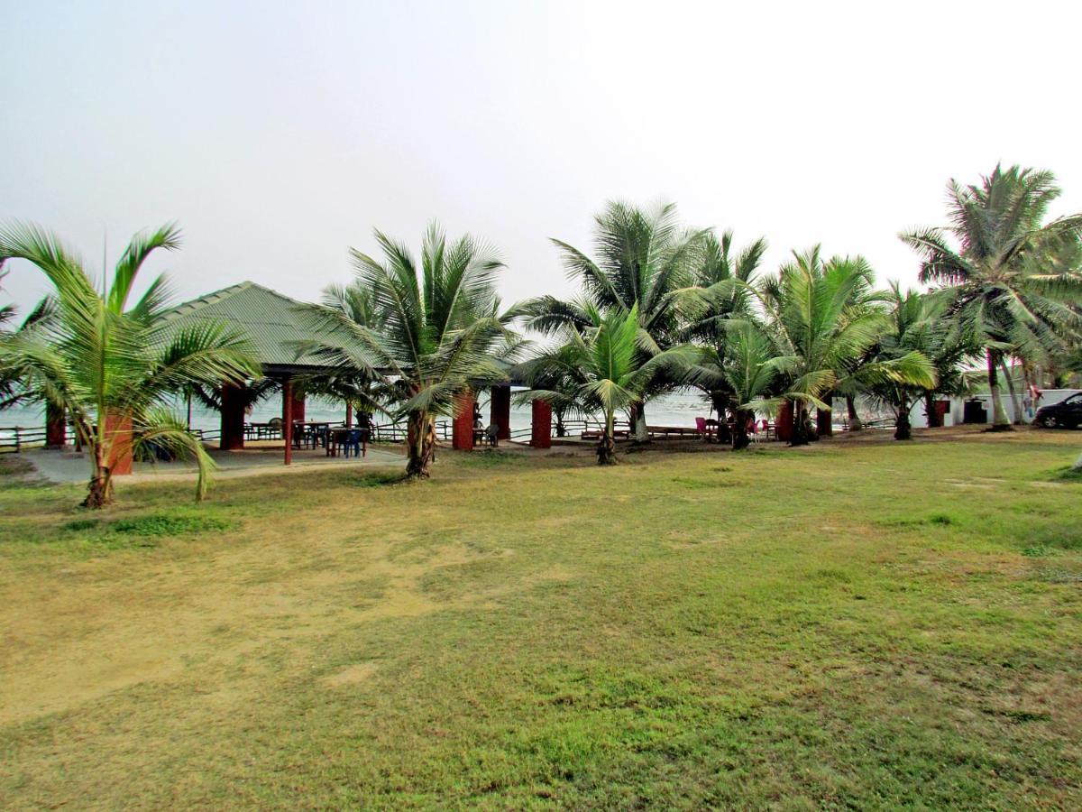 Biriwa Comfort Beach Resort المظهر الخارجي الصورة